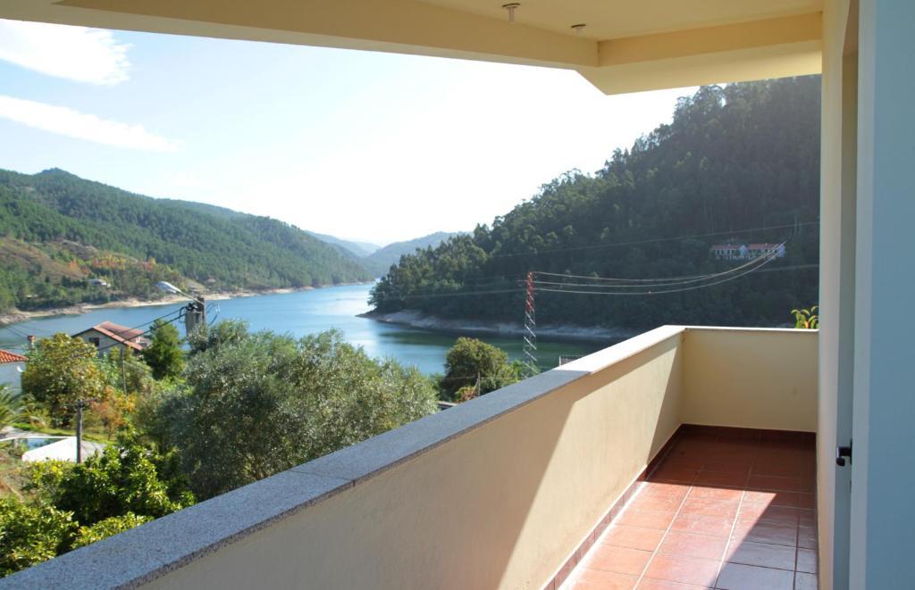 Hotel Eco Salvador Geres Bagian luar foto