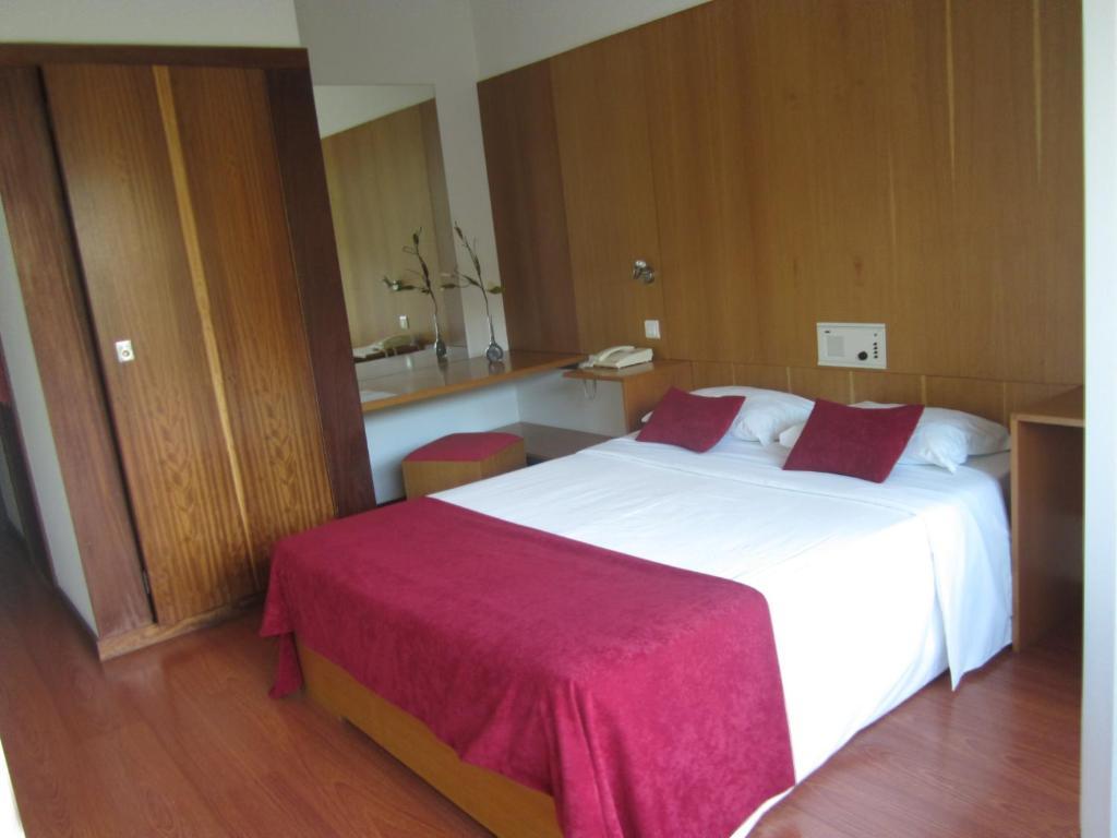 Hotel Eco Salvador Geres Ruang foto